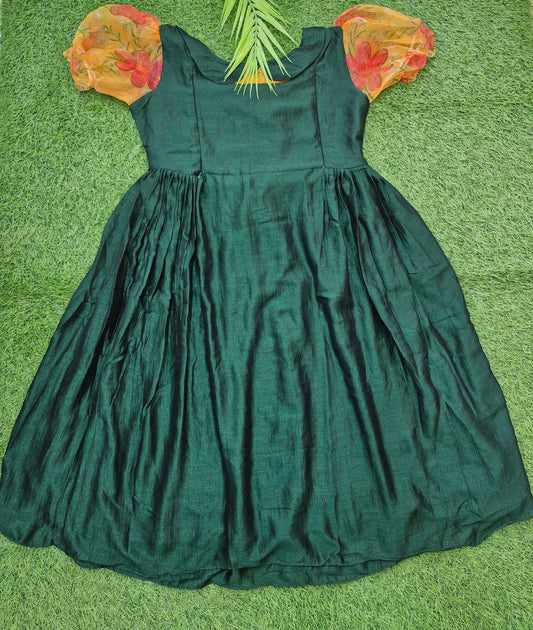 Comfortable and Stylish Feeding Kurthi with Hidden Zippers