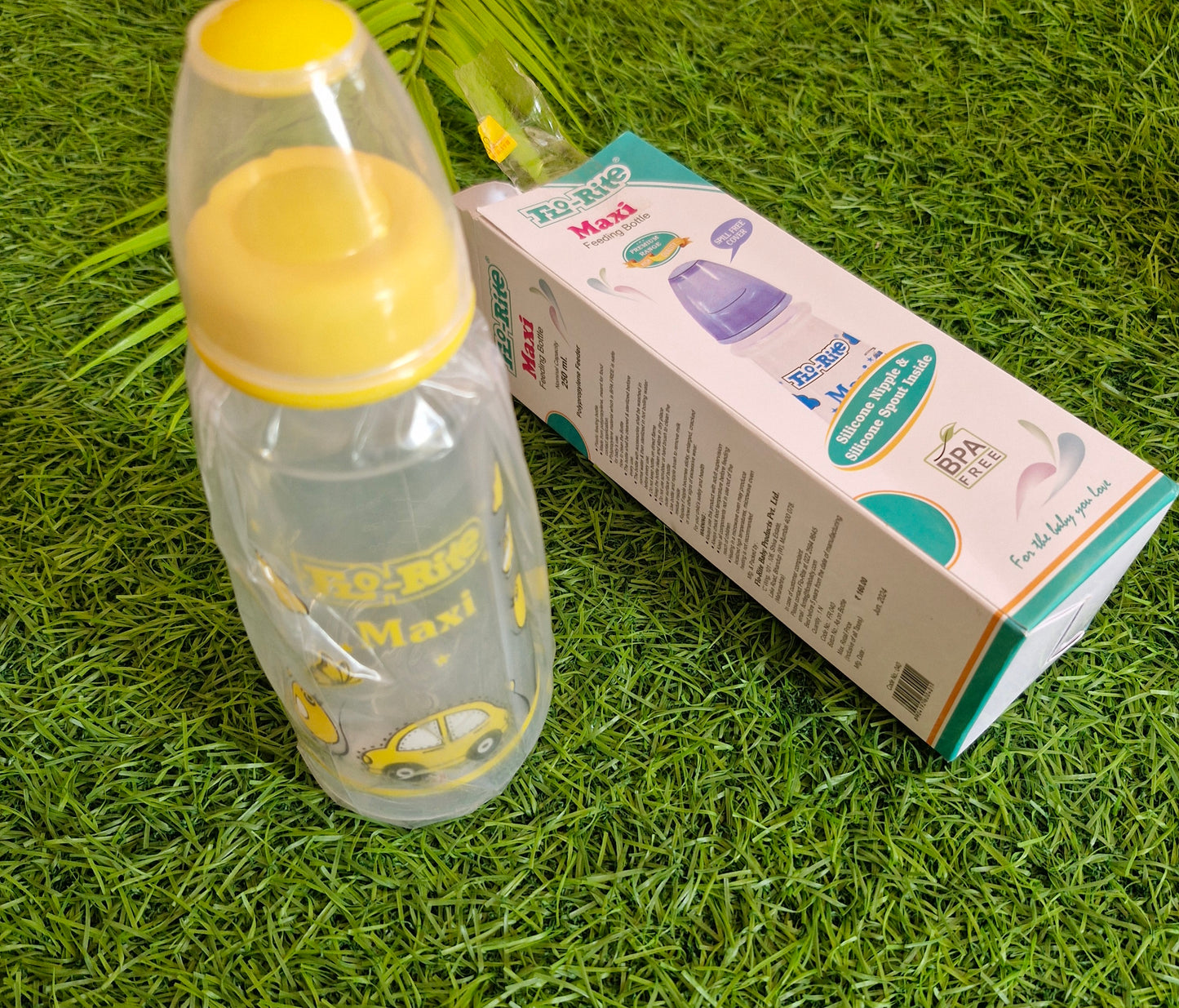 Premium Feeding Bottle – Convenient and Easy-to-Use