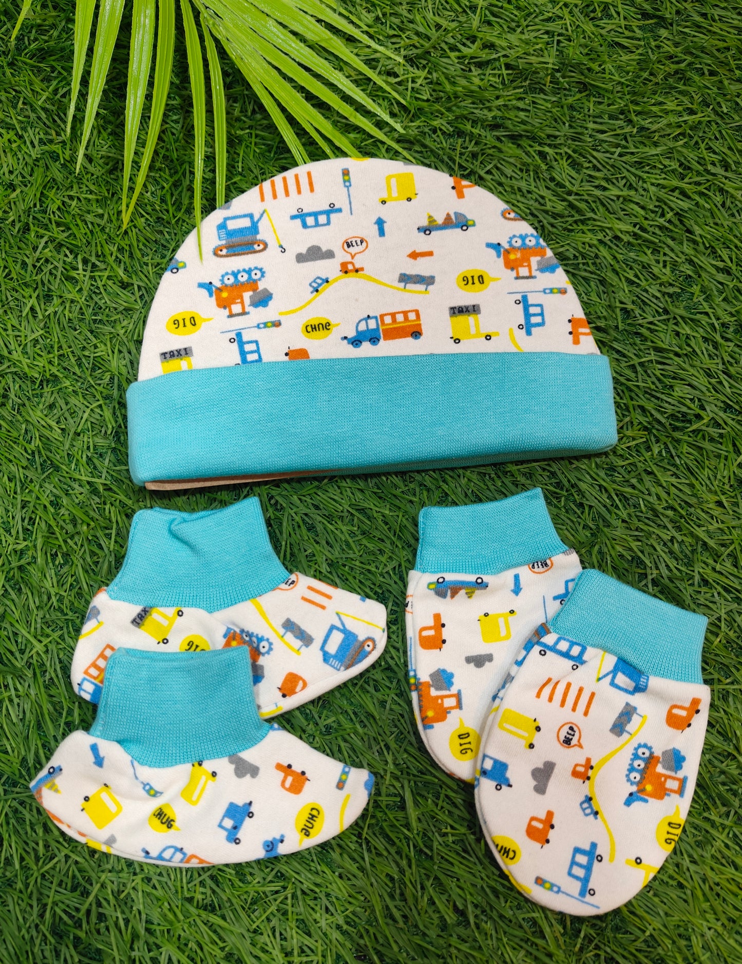 Hospital kit– The Ultimate Newborn Luxury Set (20+ Essentials) (best print dispatched)