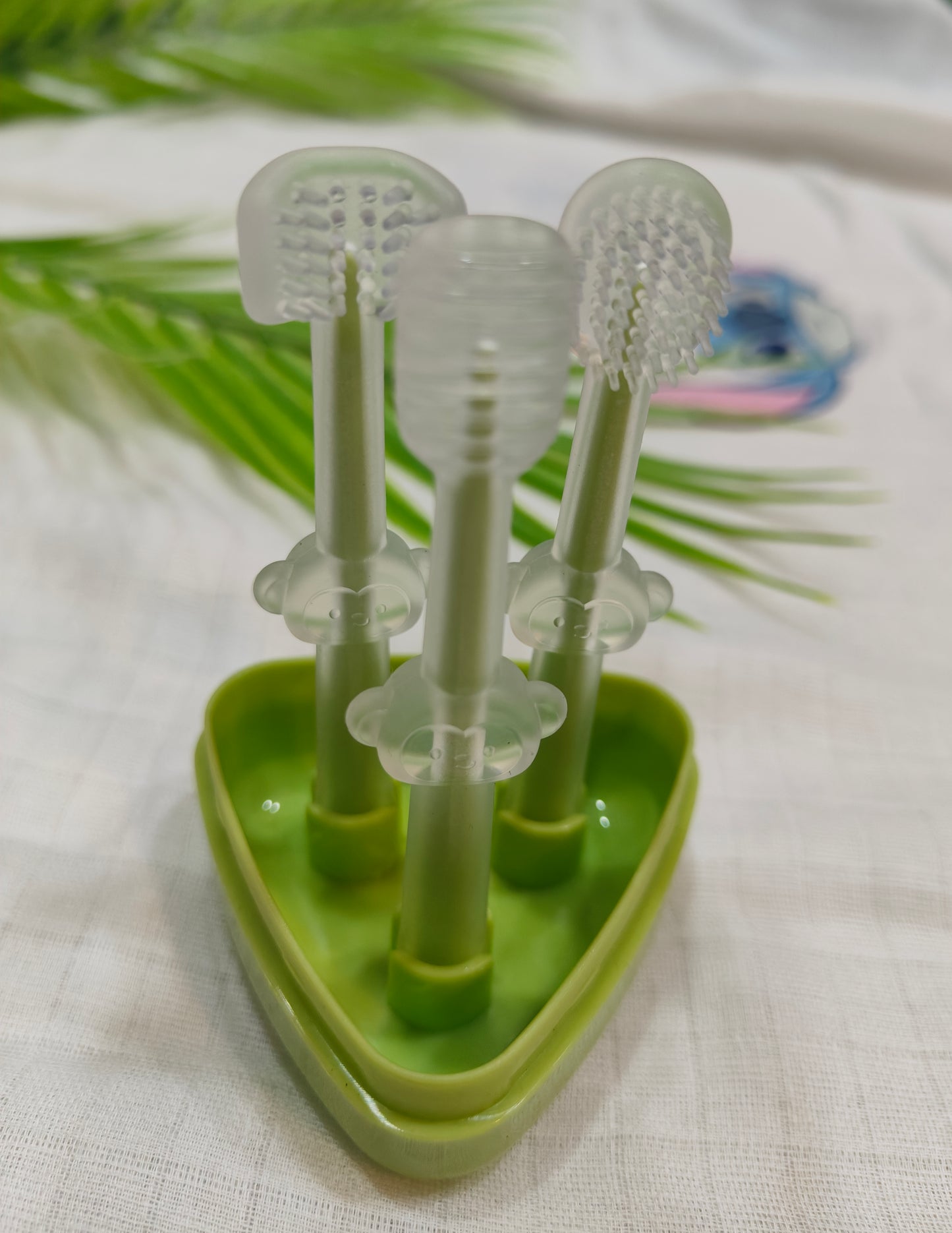 Soft Silicone Baby Oral Care 3-Piece Set - Perfect for Teething & Gum Care