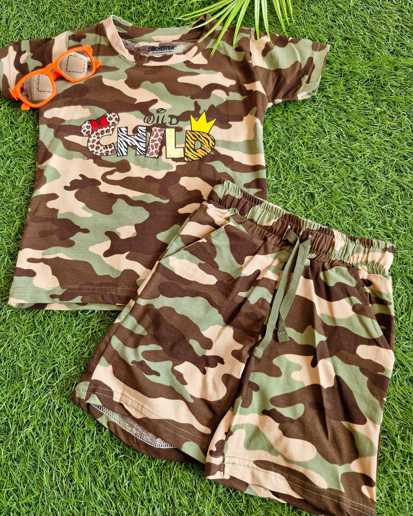 Boys' T-Shirt & Trousers Set - Stylish & Comfortable