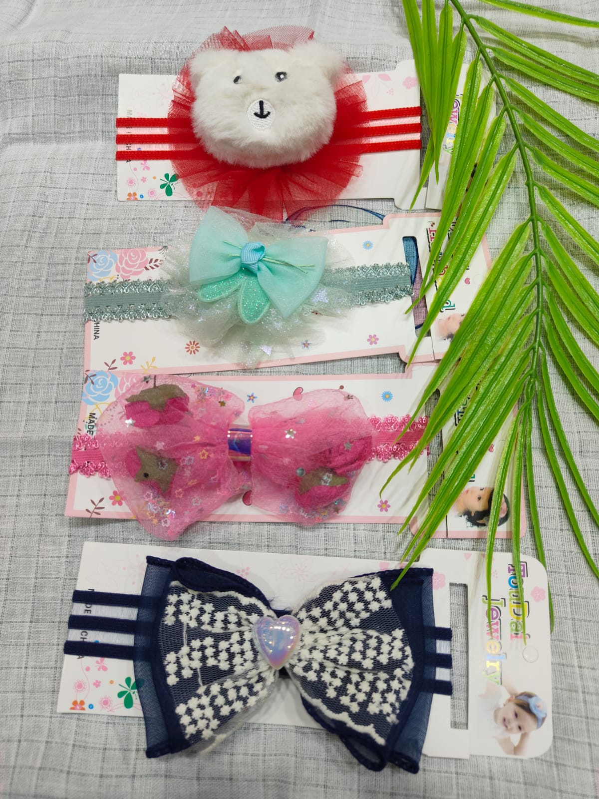 Cute hair band Just 70/- (Best one dispatched)