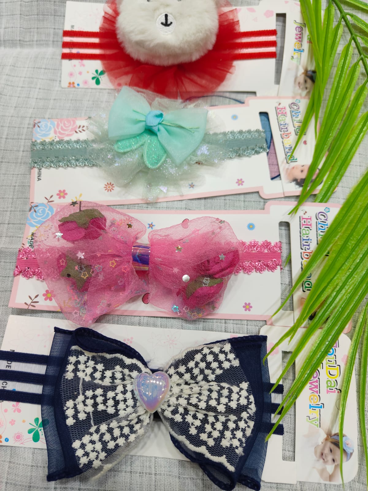 Cute hair band Just 70/- (Best one dispatched)