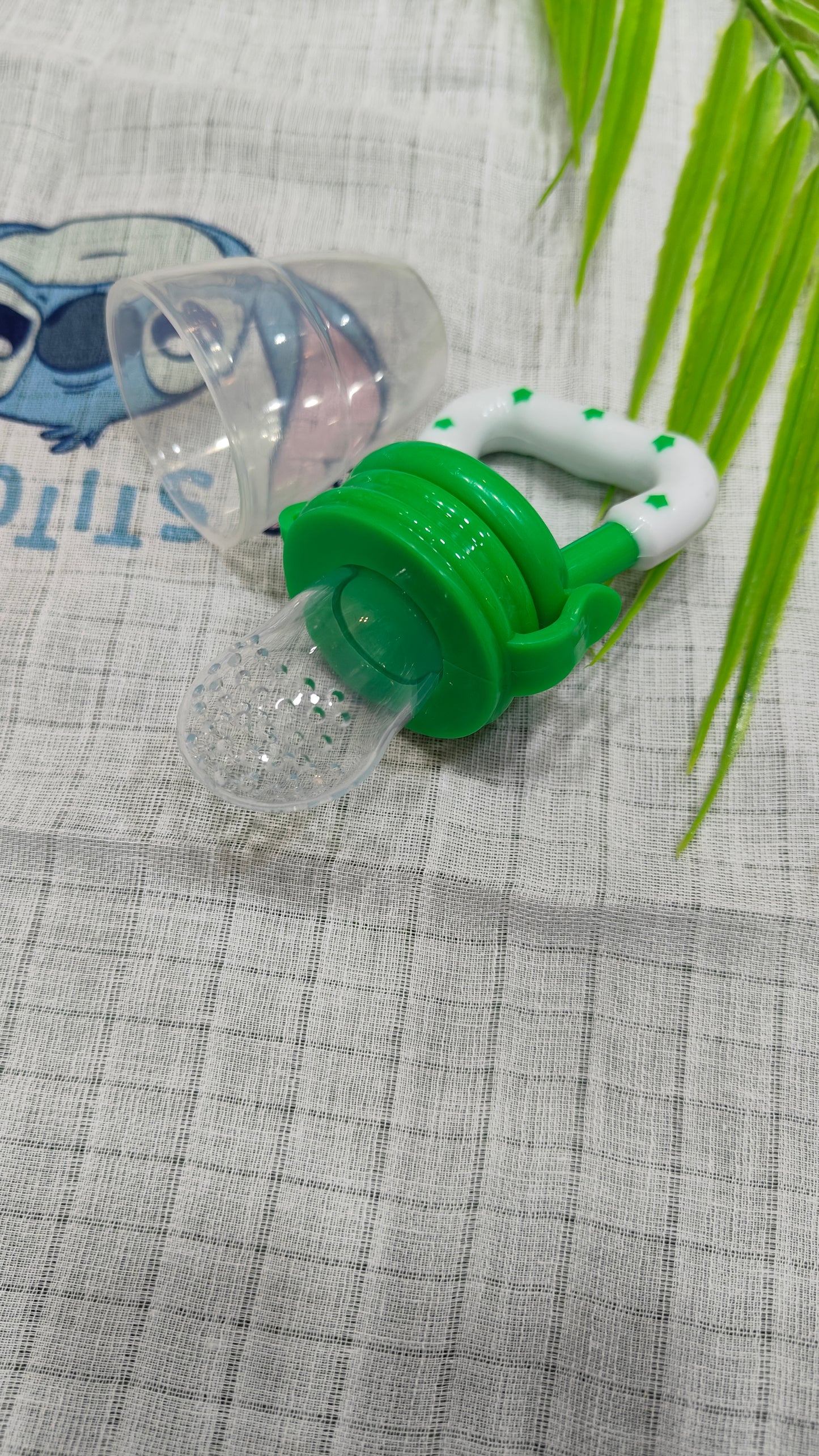 Baby Fruit Feeder – Safe & Easy Feeding (₹99 Only!)