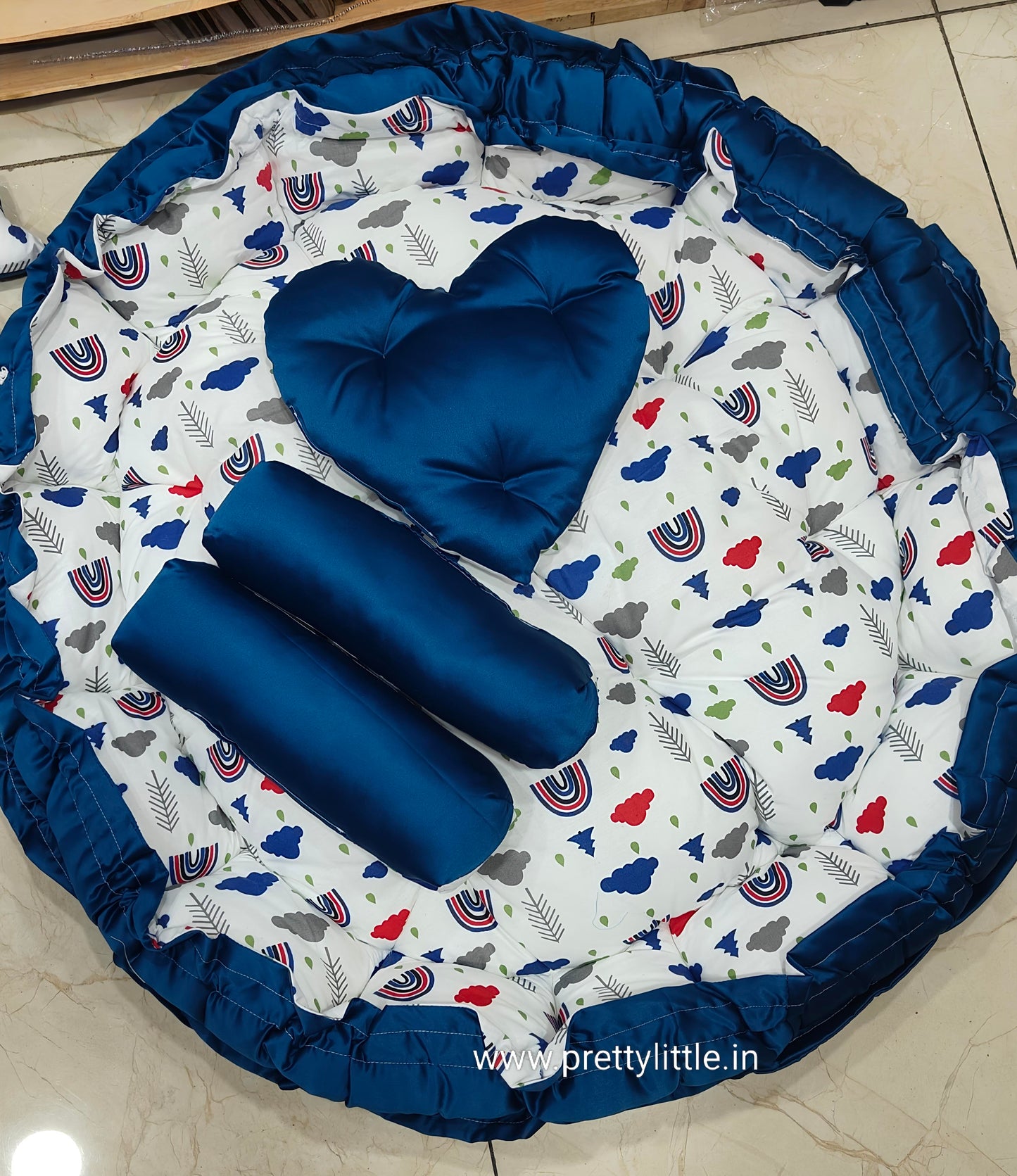 Luxury Newborn Bedding Set with Cradle, Net, Travel Bed, Feeding Pillow and Lotus Bed