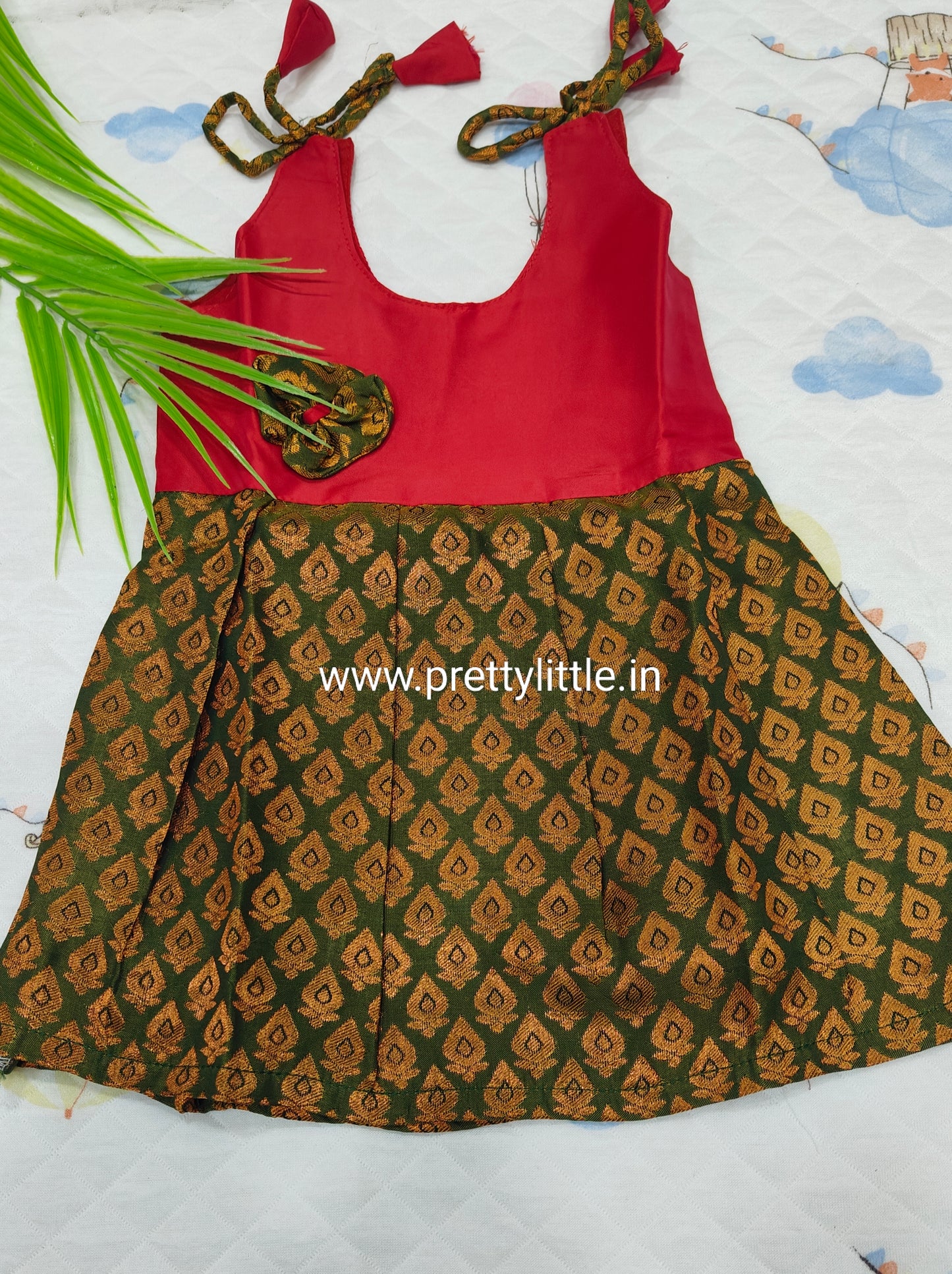 Cute Baby pattu Frock (0-6M)