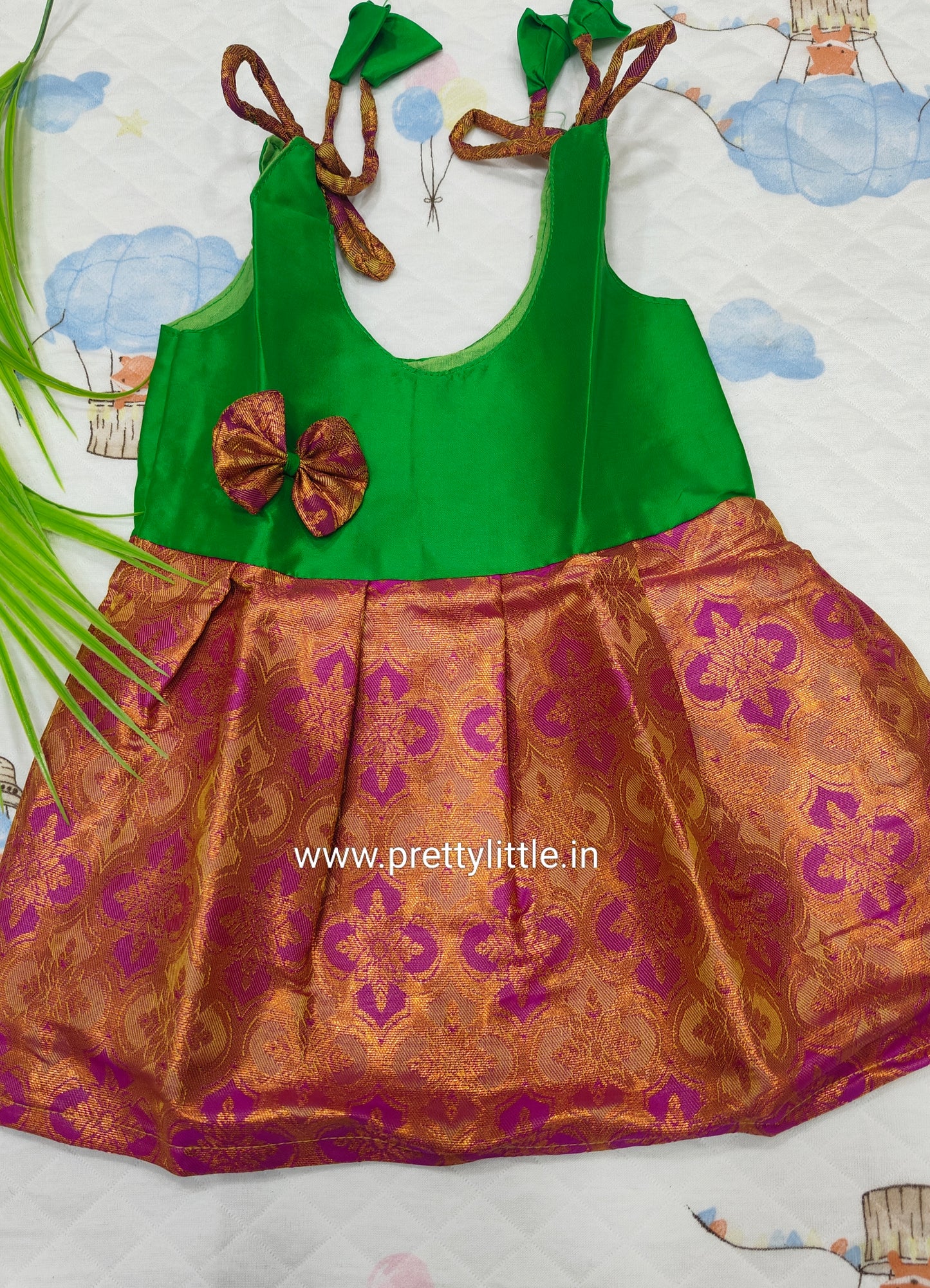 Cute Baby pattu Frock (0-6M)
