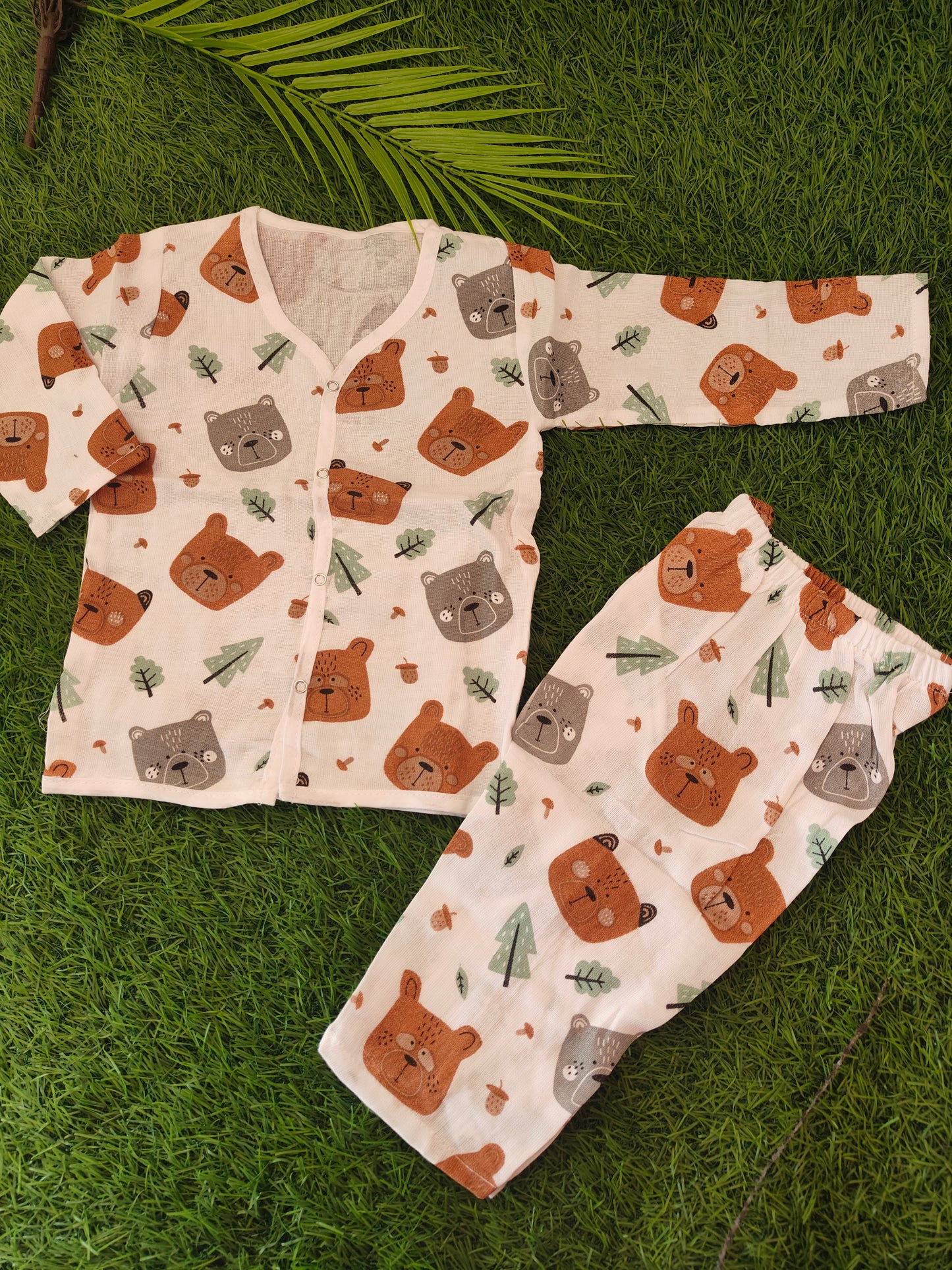 Premium Muslin full hand with pant set (0-1 yr standard size)( best one dispatched)