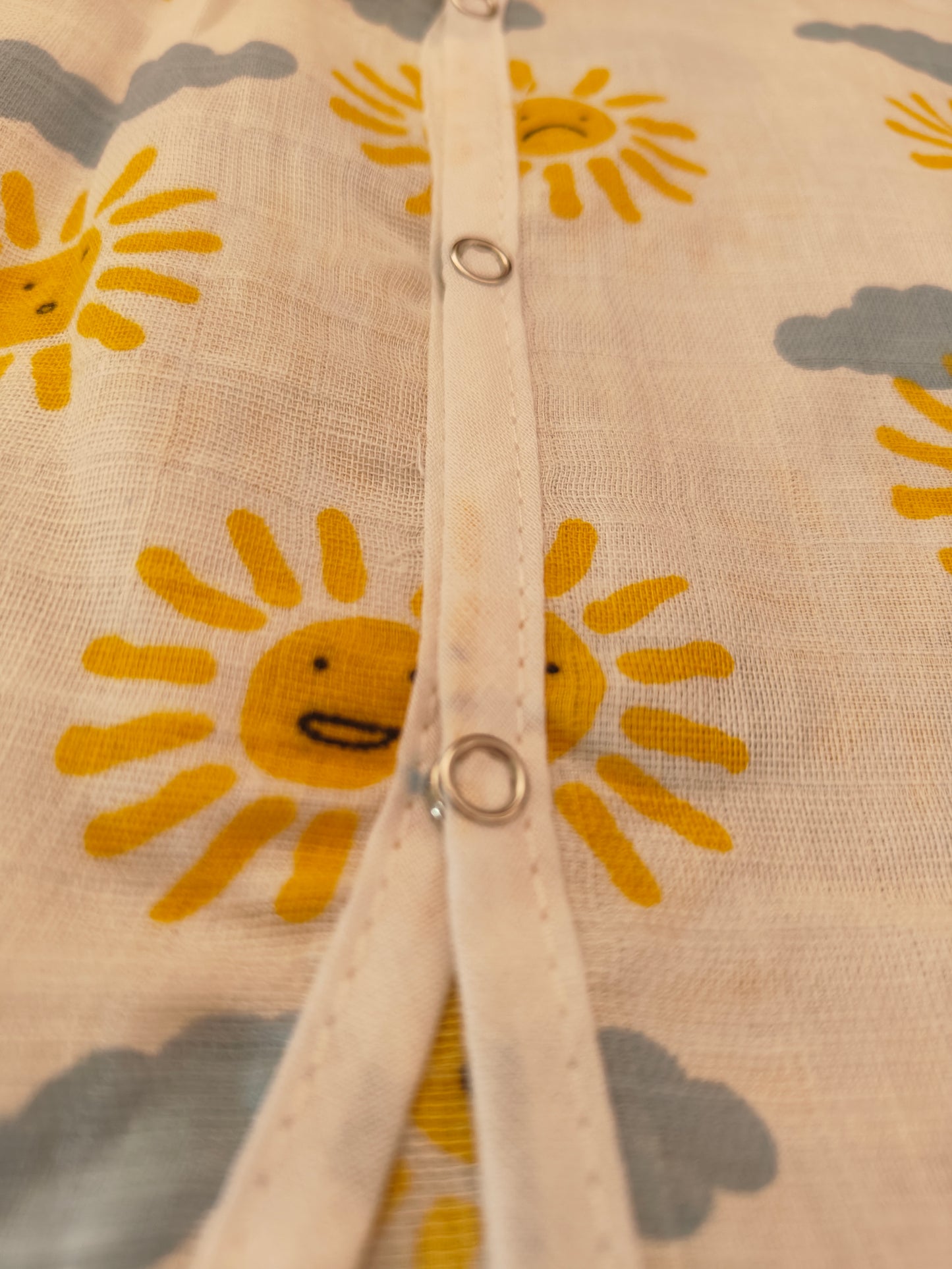 Premium Muslin Jabla for babies (best one dispatched)