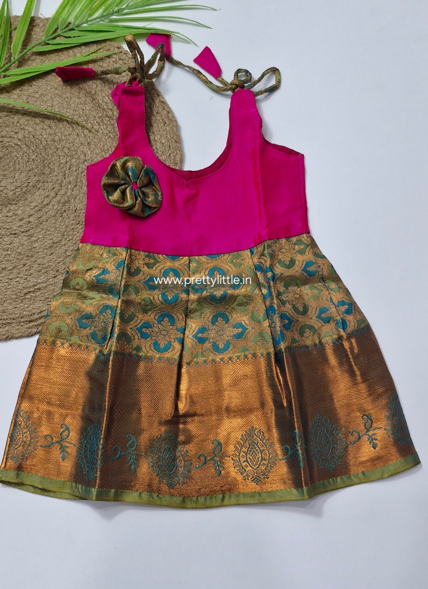 Cute Baby pattu Frock (0-6M)