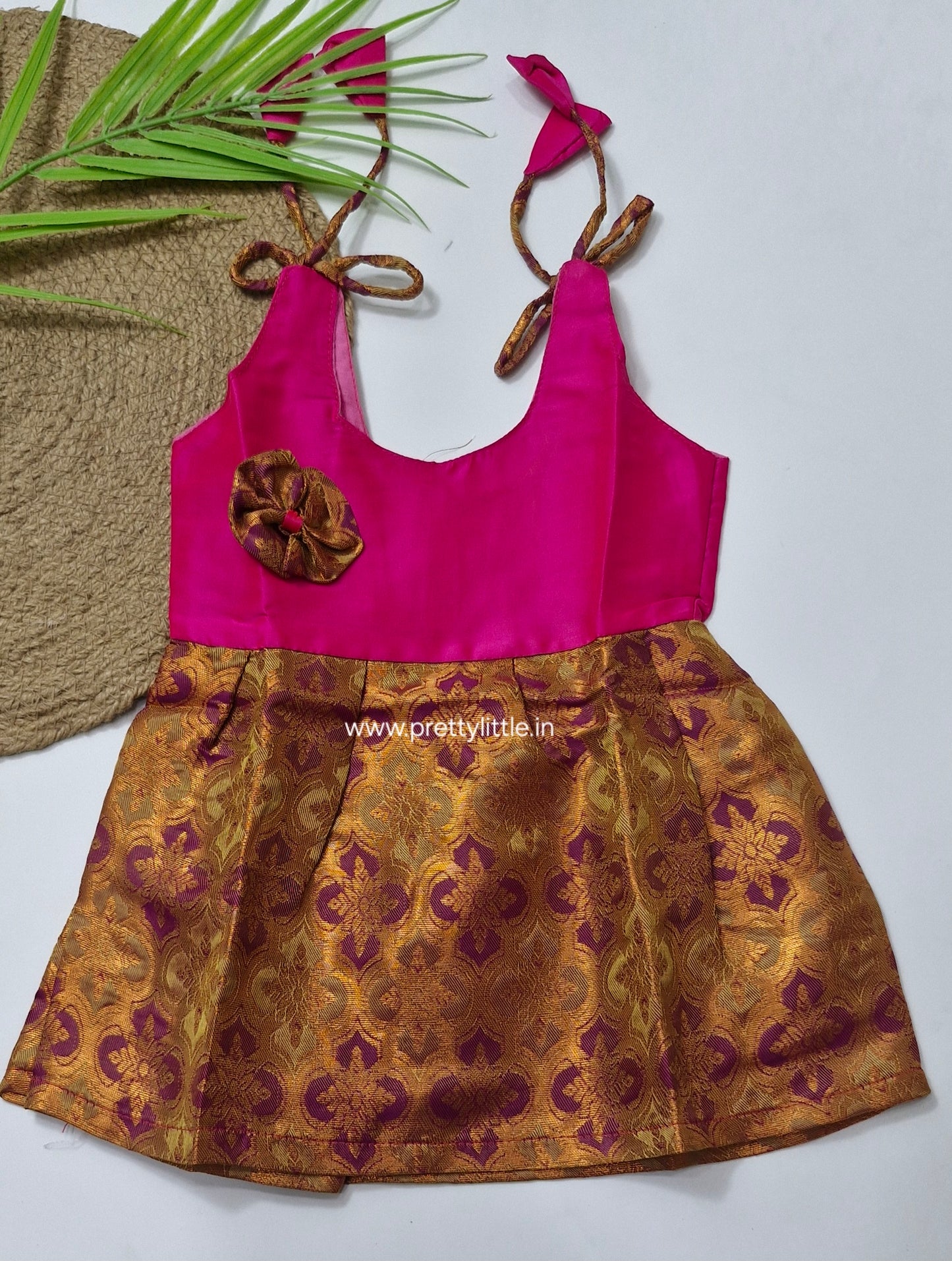 Cute Baby pattu Frock (0-6M)
