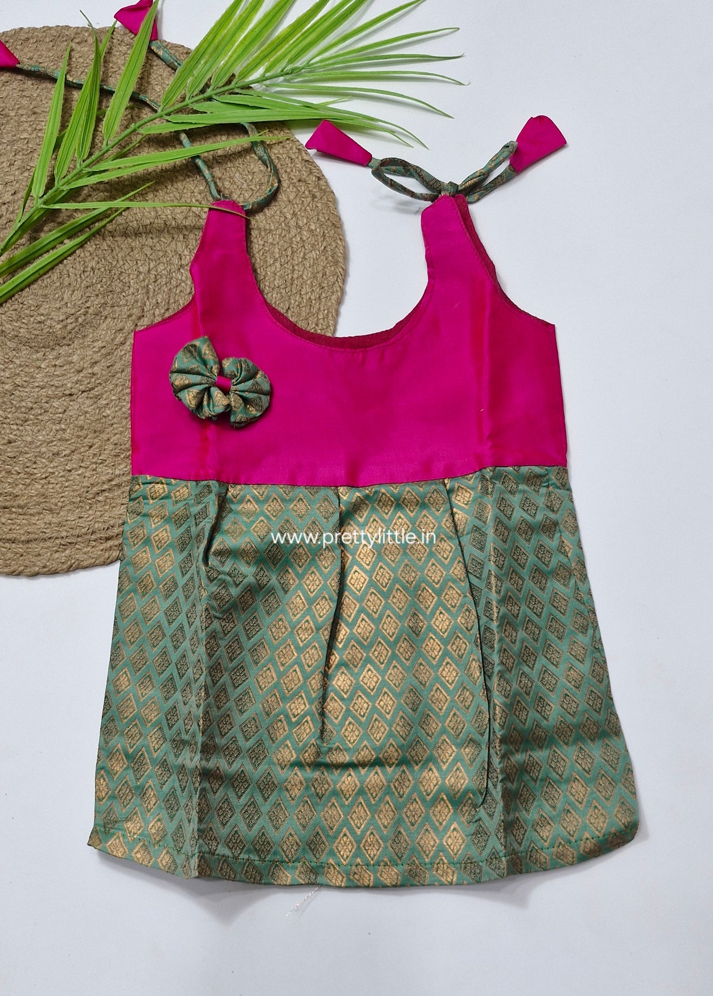 Cute Baby pattu Frock (0-6M)
