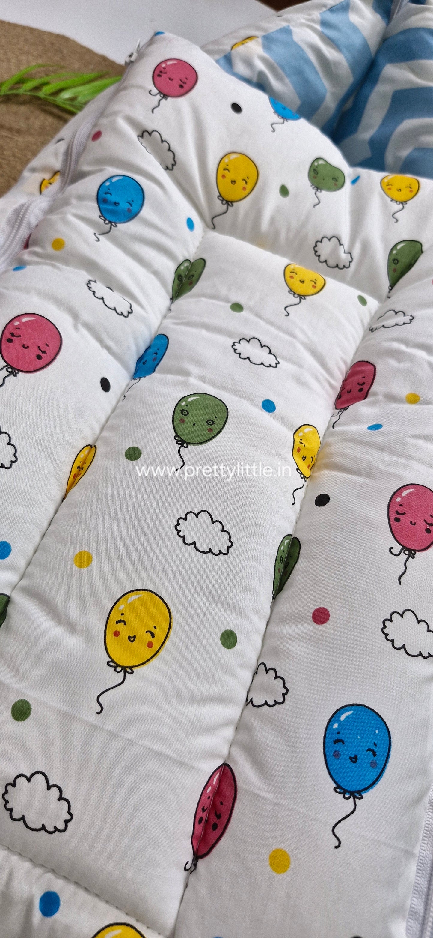 Cute Balloon Print Baby Sleeping Bag – Soft & Comfortable Newborn Swaddle