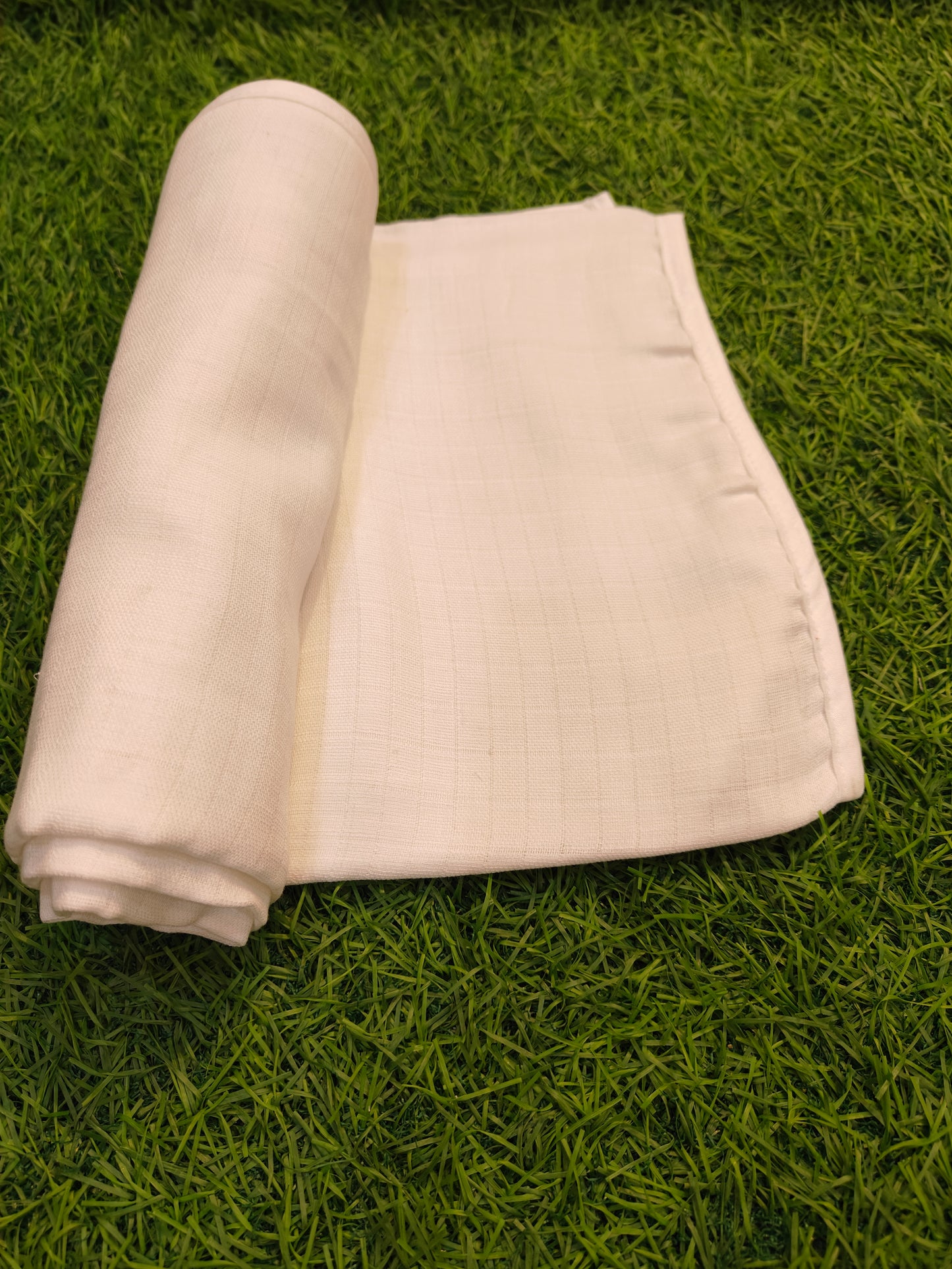 Soft Muslin Double Layer Baby Swaddle/Towel - Breathable and Cozy Wrap for Newborns"(best one dispatched)