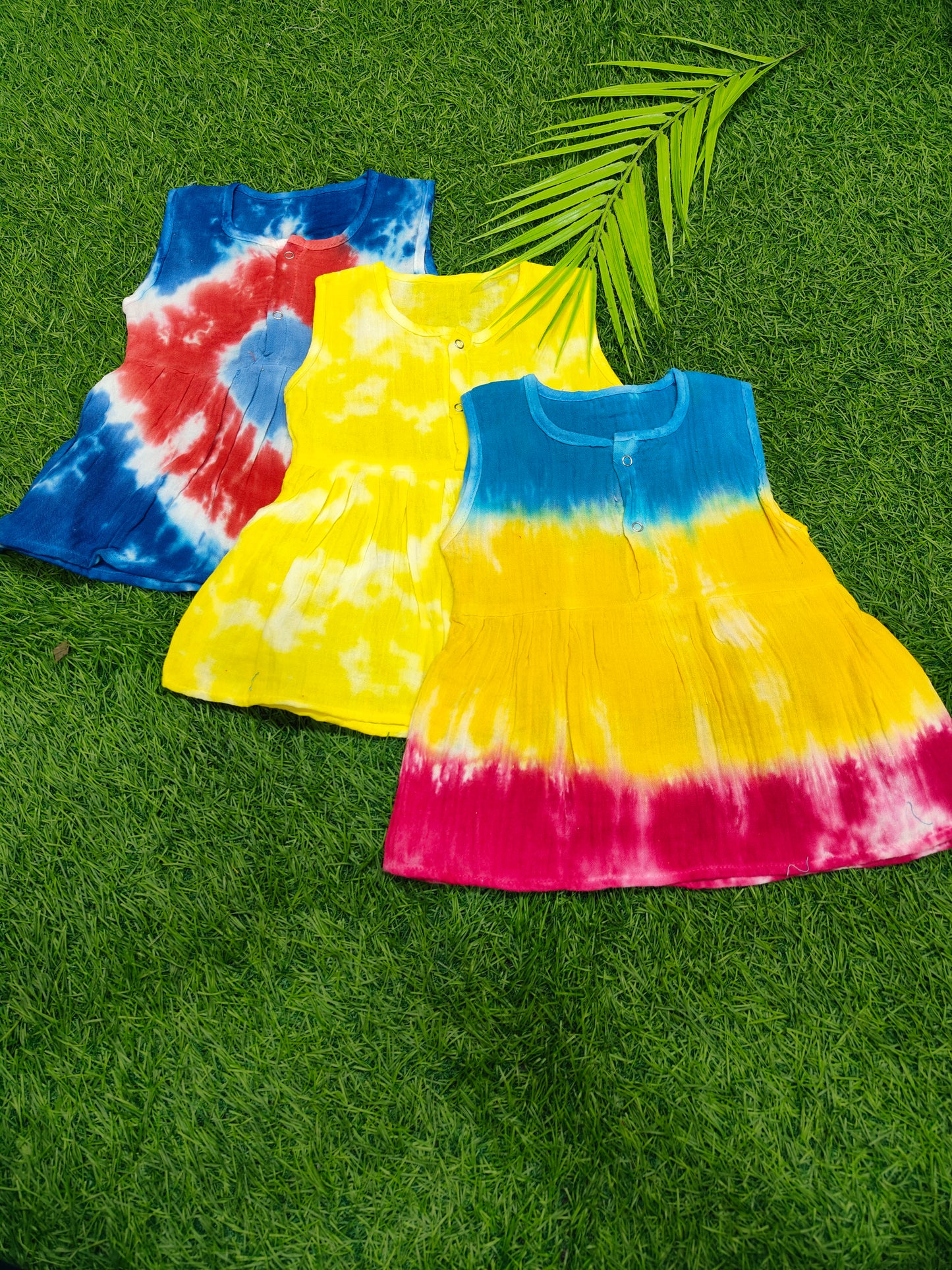 Muslin tie&tie sleeveless  frock combo pack (best 3 dispatched)(0-3m)