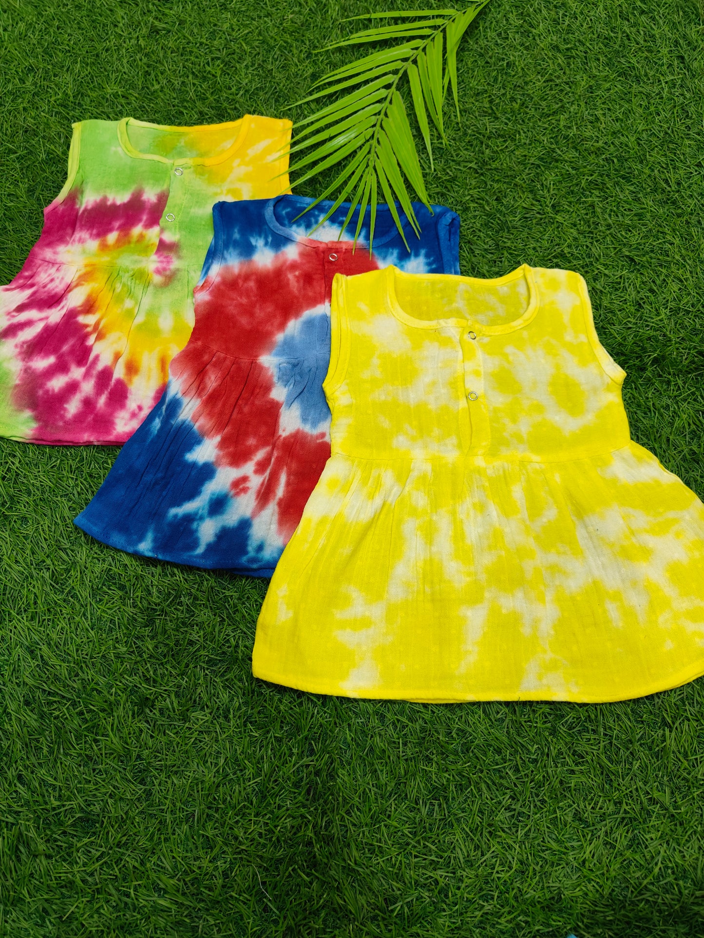 Muslin tie&tie sleeveless  frock combo pack (best 3 dispatched)(0-3m)