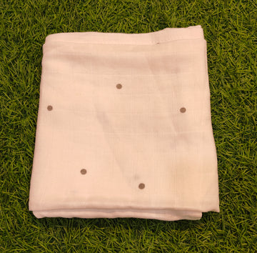 Muslin swaddle/Towel ( best one dispatched)
