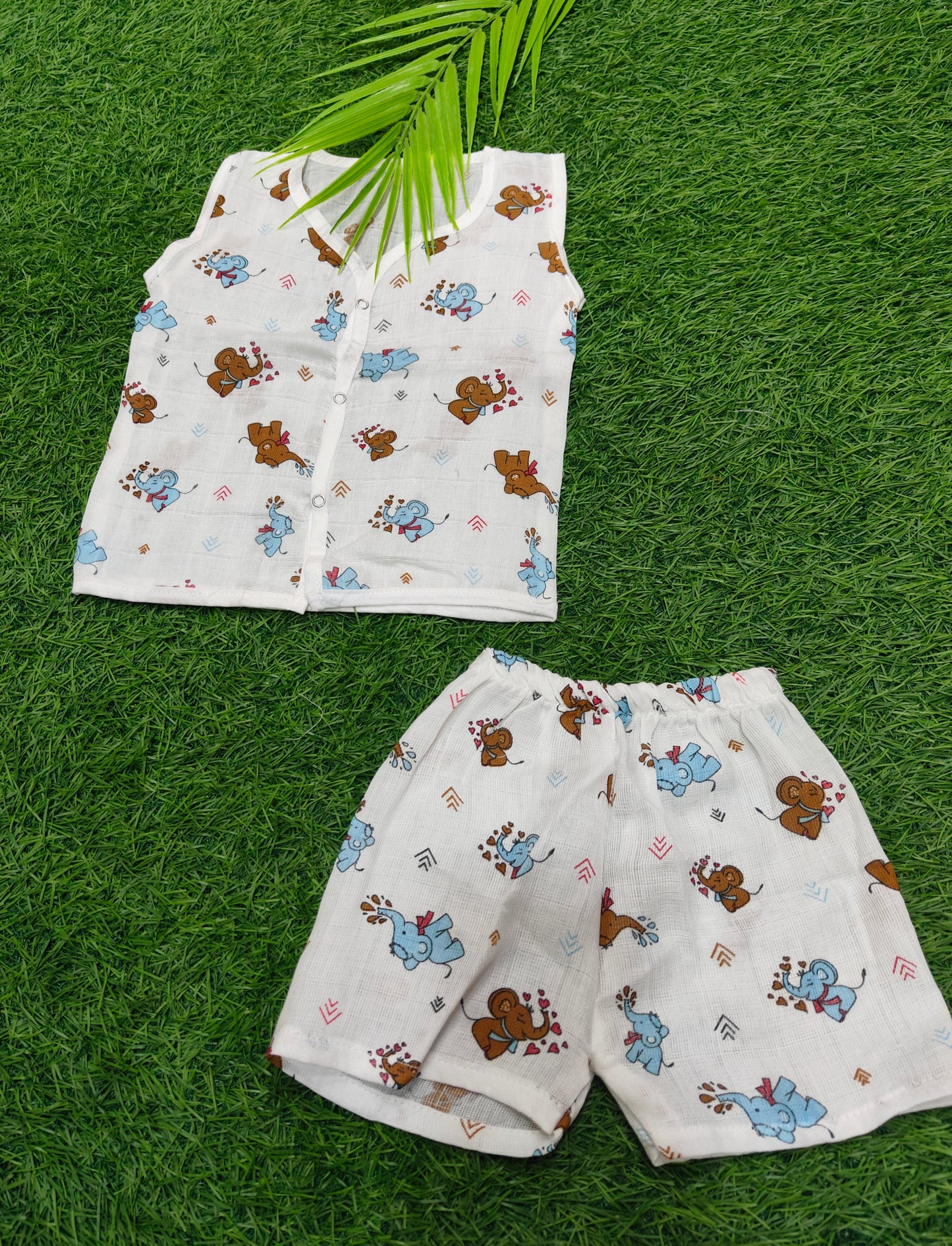 Premium Muslin jabla with trouser set ( best one dispatched)