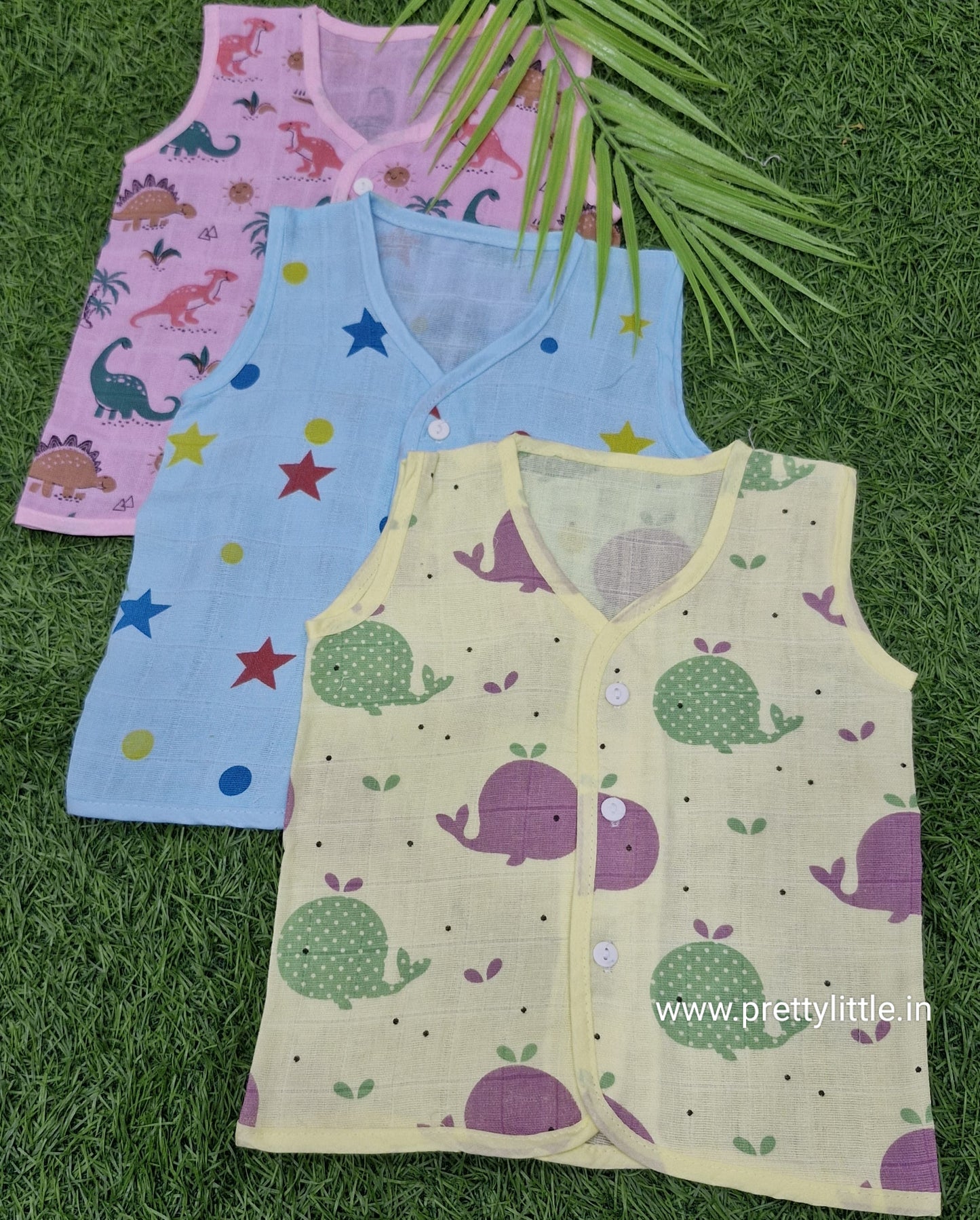 Muslin colour Jablas for Babies ( best 1 dispatched) (0-8 M)