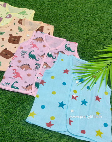 Combo Pack of Muslin colour Jablas for Babies ( best 4 dispatched)(0-8m)