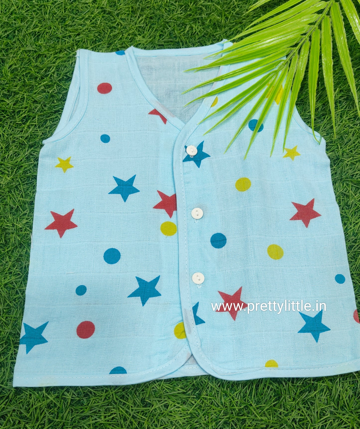 Muslin colour Jablas for Babies ( best 1 dispatched) (0-8 M)