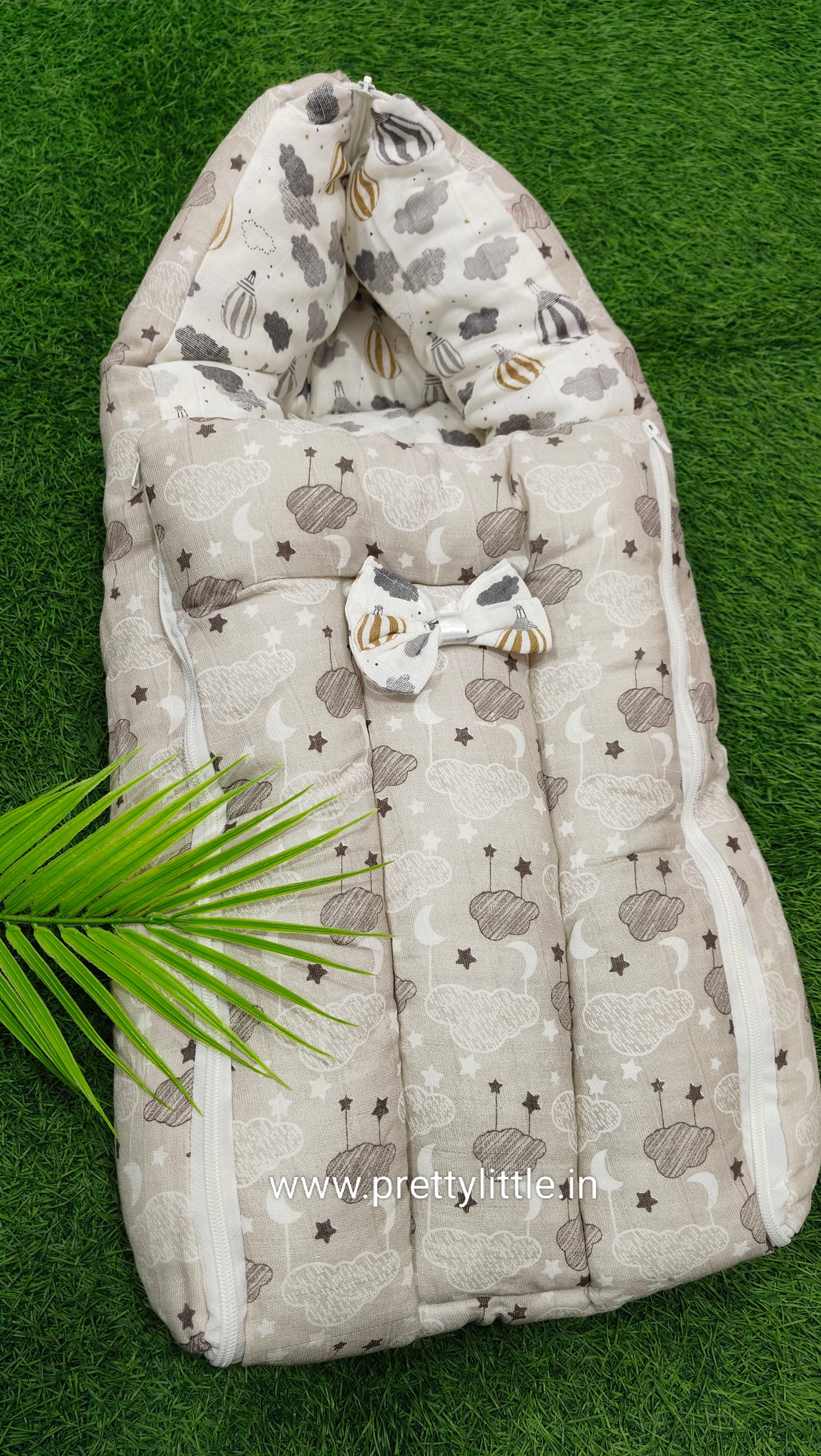 Muslin Premium Soft Travel Carry Bed (Big Size) (best one dispatched)