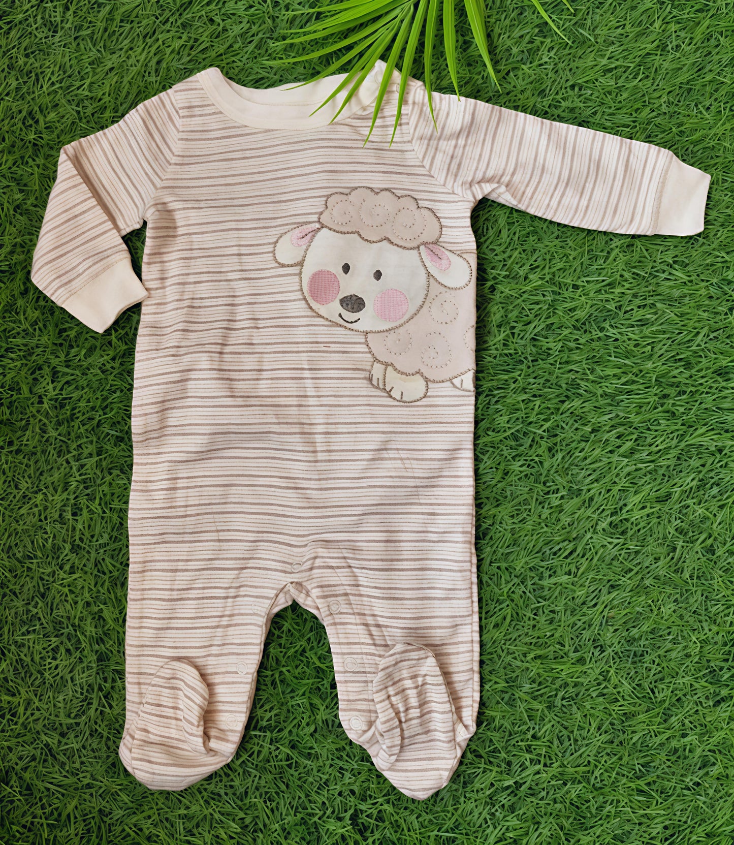Cute footed Rompers (Best 3 dispatched)