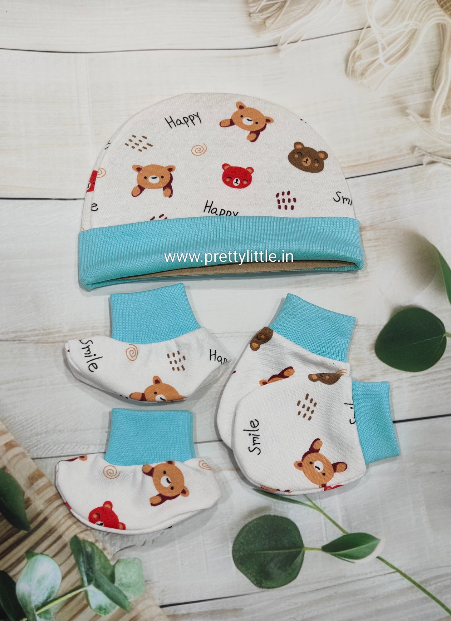 Newborn Baby Cap mitten Set (0-3 Months) - Pack of 4 Soft and Stylish Pairs