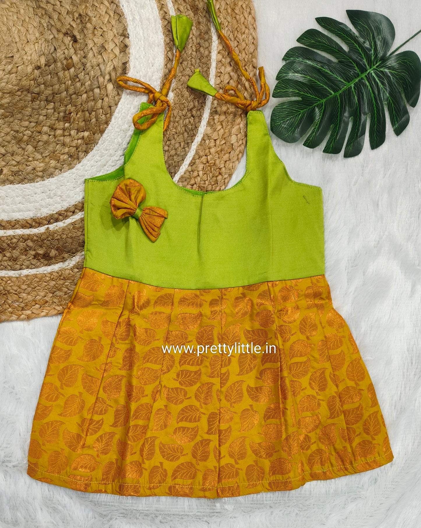 Cute Baby pattu Frock (0-6M)
