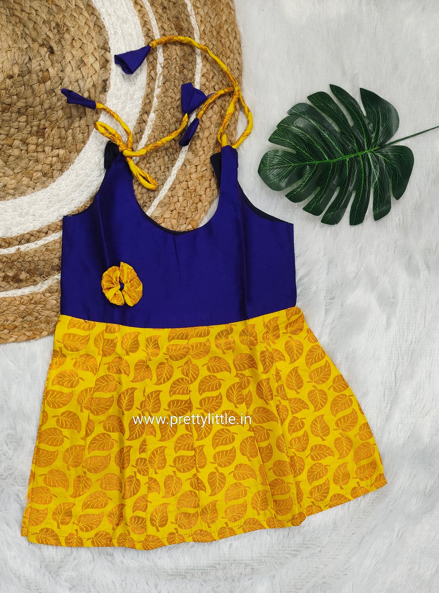 Cute Baby pattu Frock (0-6M)