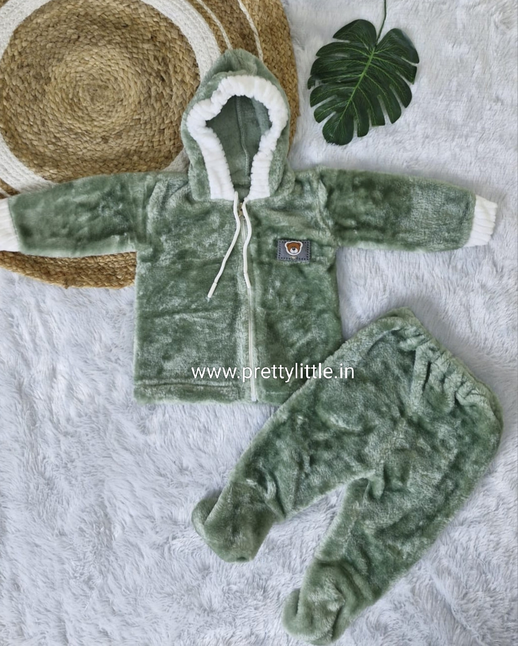 2pc winter soft Premium Sweater with hoodie (best one dispatched ) (1 to 2yr)