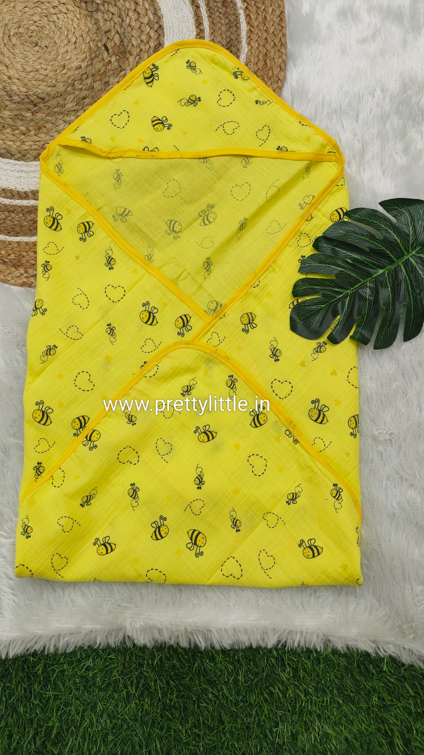 Muslin Hug Hooded cap Towel - Gentle & Breathable(best one dispatched)